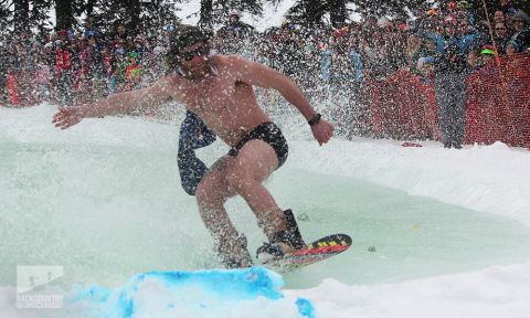 Whitewater-big-splash-backcountry-skiing