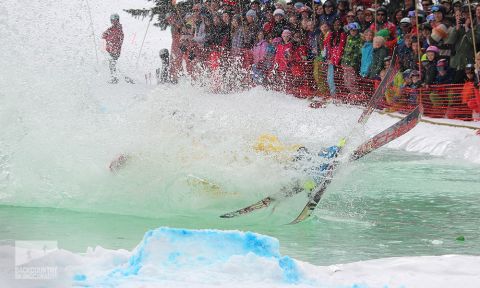 Whitewater-big-splash-backcountry-skiing