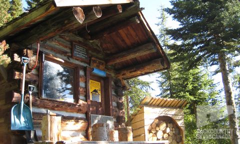 Huckleberry-Hut-Backcountry-Skiing