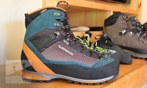 Lowa Alpine Pro GTX