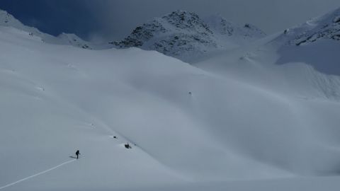 North Rocky mountains backcountry ski traverse
