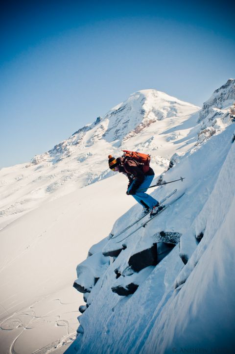 Dropping in fresh pow in October !