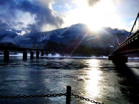 Bridges and Mountains