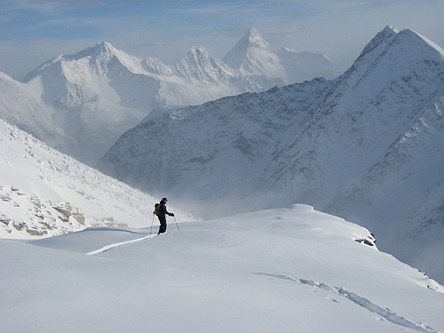 8812 Bowl Rogers Pass Backcountry Skiing