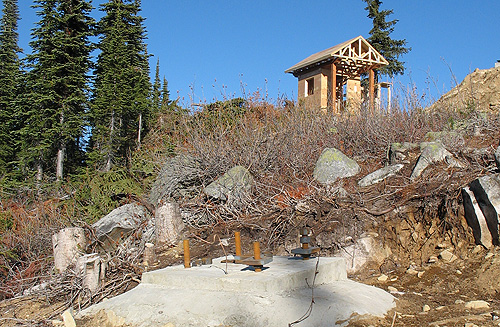 Whitewater Glory Ridge Chair summit structure