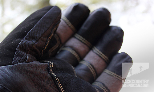 Mountain Hardwear Boldog gloves with OutDry 