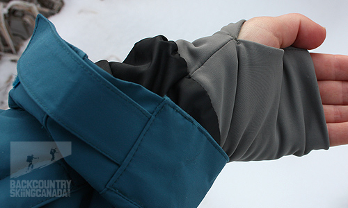 Dakine-Helena-Jacket-Review