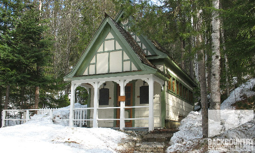 Halcyon Hot Springs