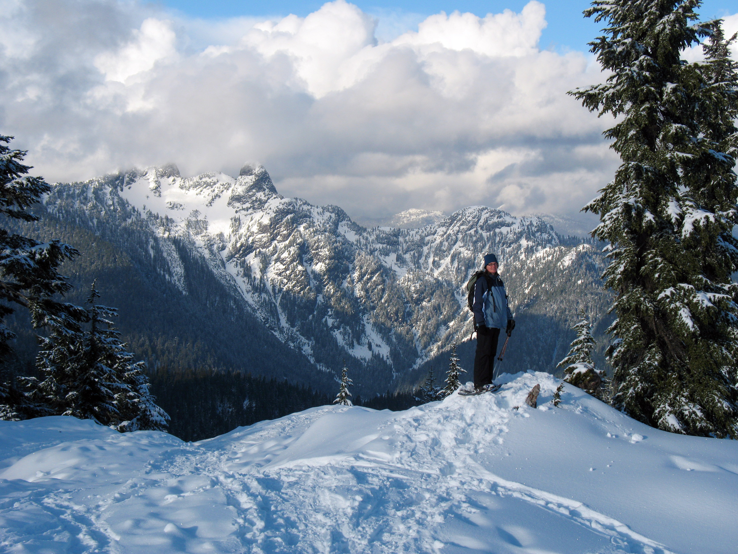 Backcountry Rescue Delayed due to Avalanche Hazard