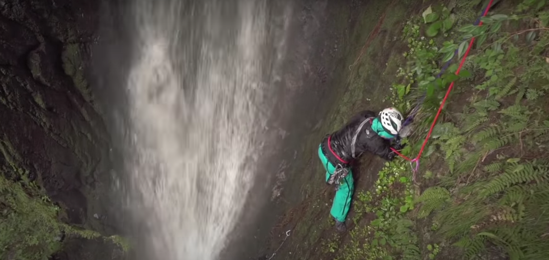 SAWANOBORI: The Art of Scaling Mountain Streams