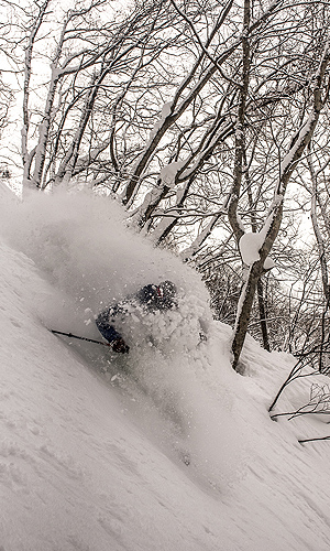 Skiing Japan