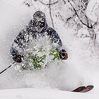 Skiing Japan