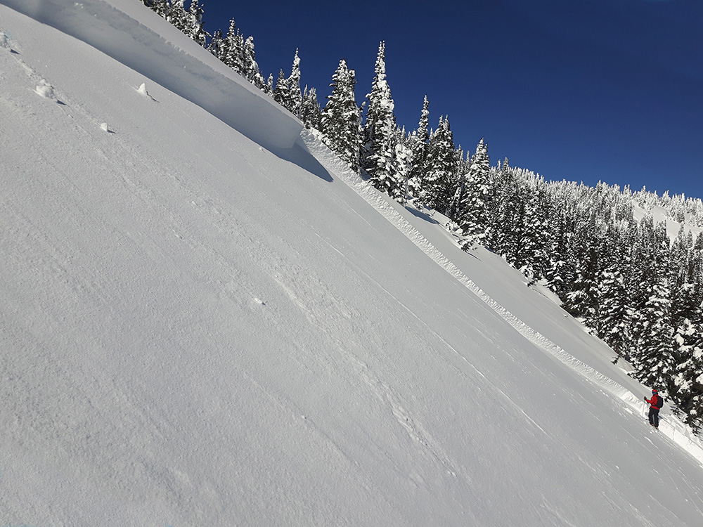 Avalanche Conditions Report - VIDEO