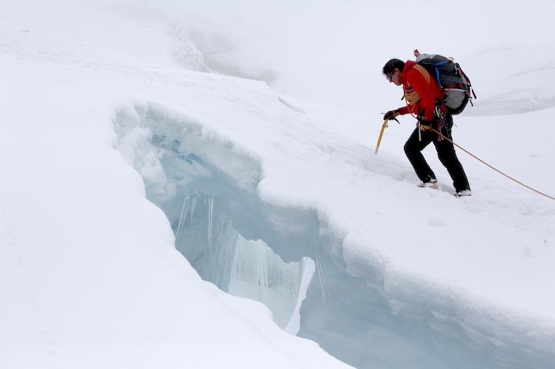 GLACIER TRAVEL AND SKI MOUNTAINEERING